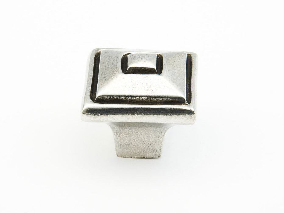 Perla Square Knob 1-3/8”