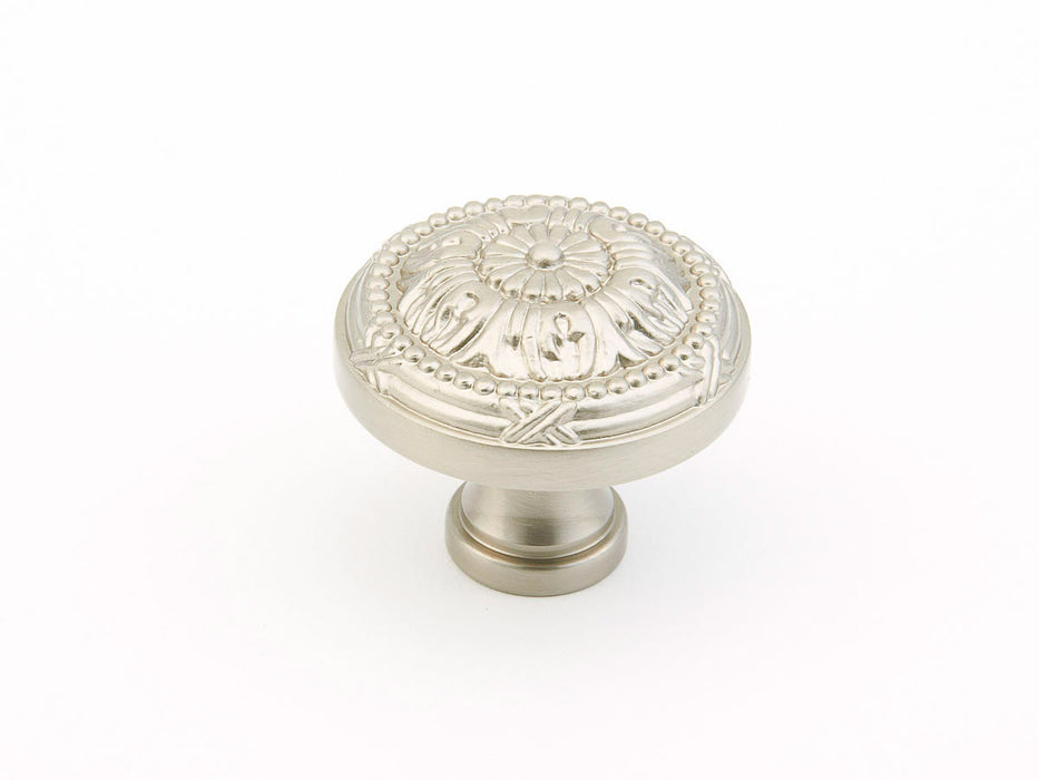 Versailles Round Knob 1-1/2” dia