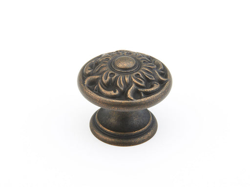 Corinthian Round Knob 1-3/8” dia