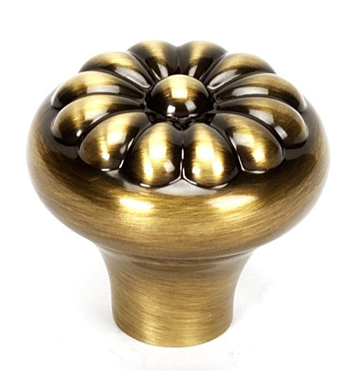 Bella 1 1/4" Knob