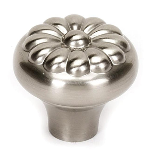 Bella 1 1/4" Knob