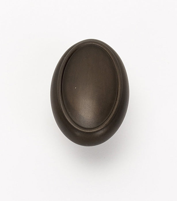 Classic Traditional 1 1/2" Knob