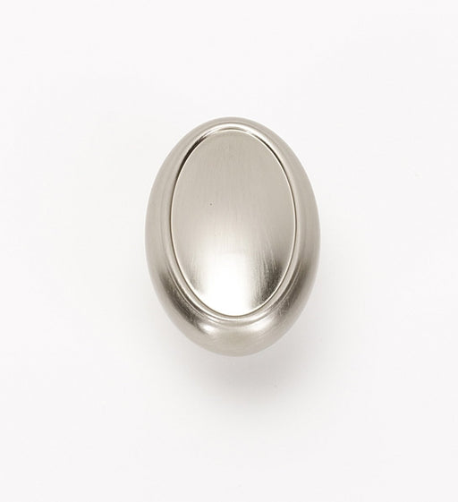 Classic Traditional 1 1/2" Knob