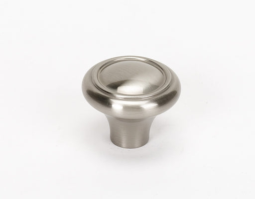 Classic Traditional 1 1/4" Knob