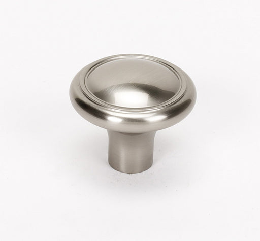 Classic Traditional 1 1/2" Knob